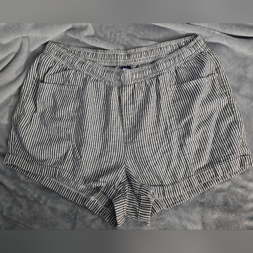 Old Navy - Women's High-Rise Striped Linen-Blend Shorts - 2X